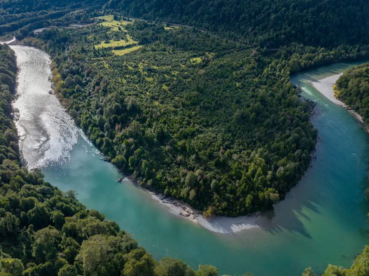Terreno de 1,16 ha junto al río Figueroa